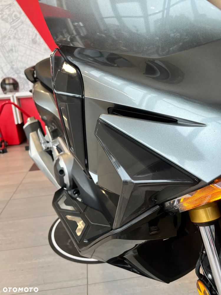 Honda NSS - 16