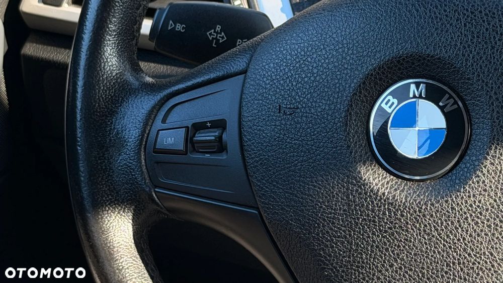 BMW Seria 1 116d DPF Edition Sport - 11