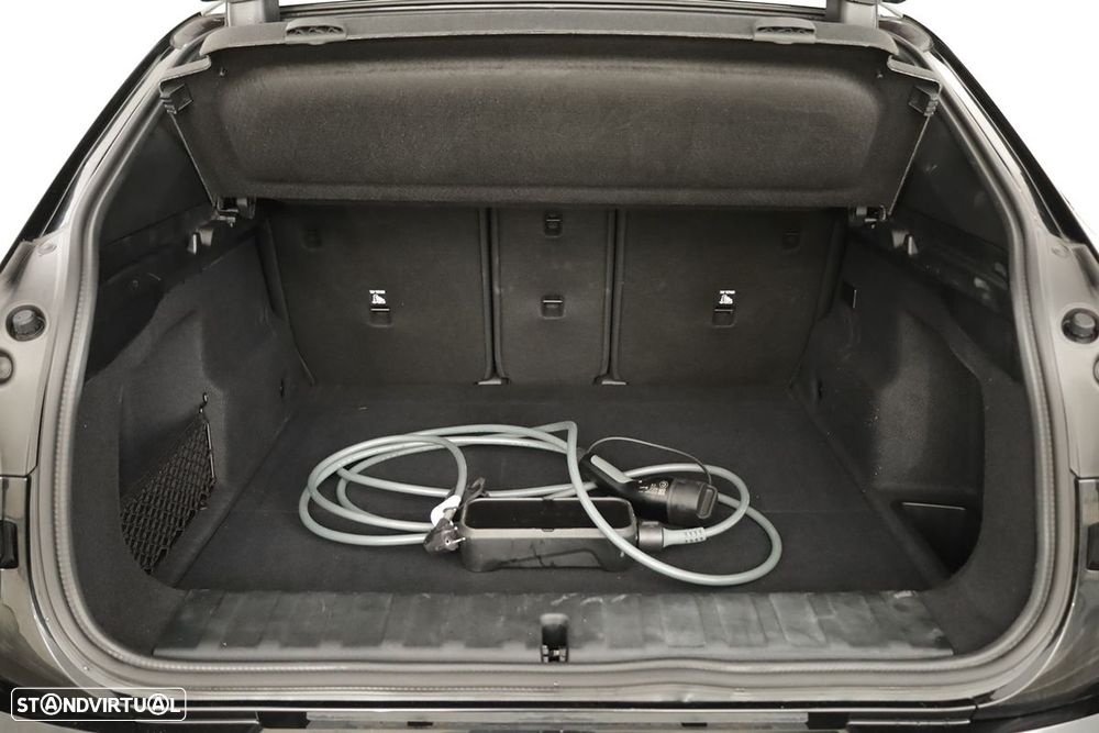 BMW iX2 eDrive20 Pack Desportivo M - 26