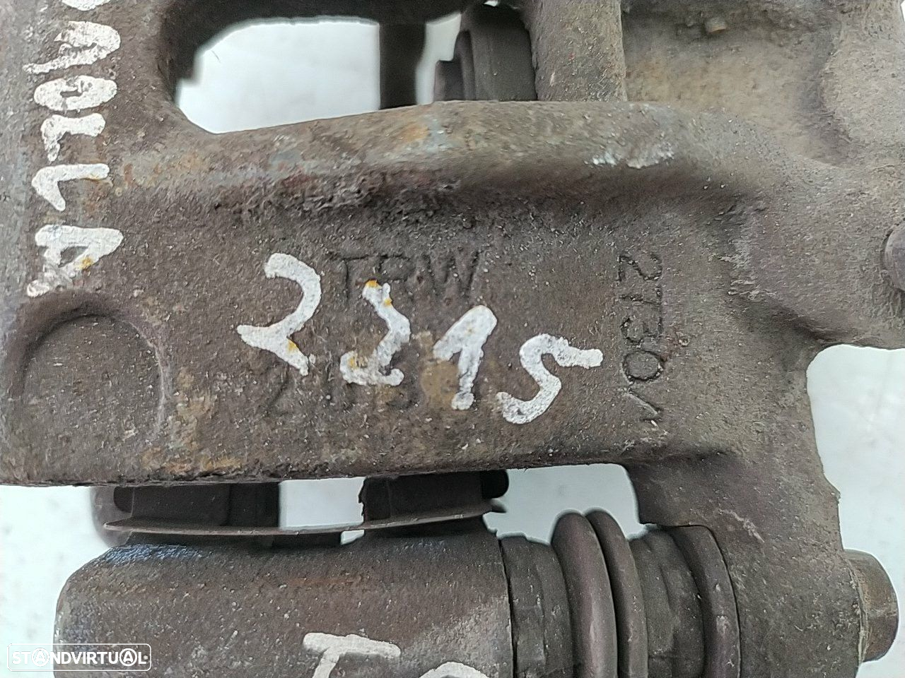 Pinça Tras Esquerda Toyota Corolla (_E12_) - 5