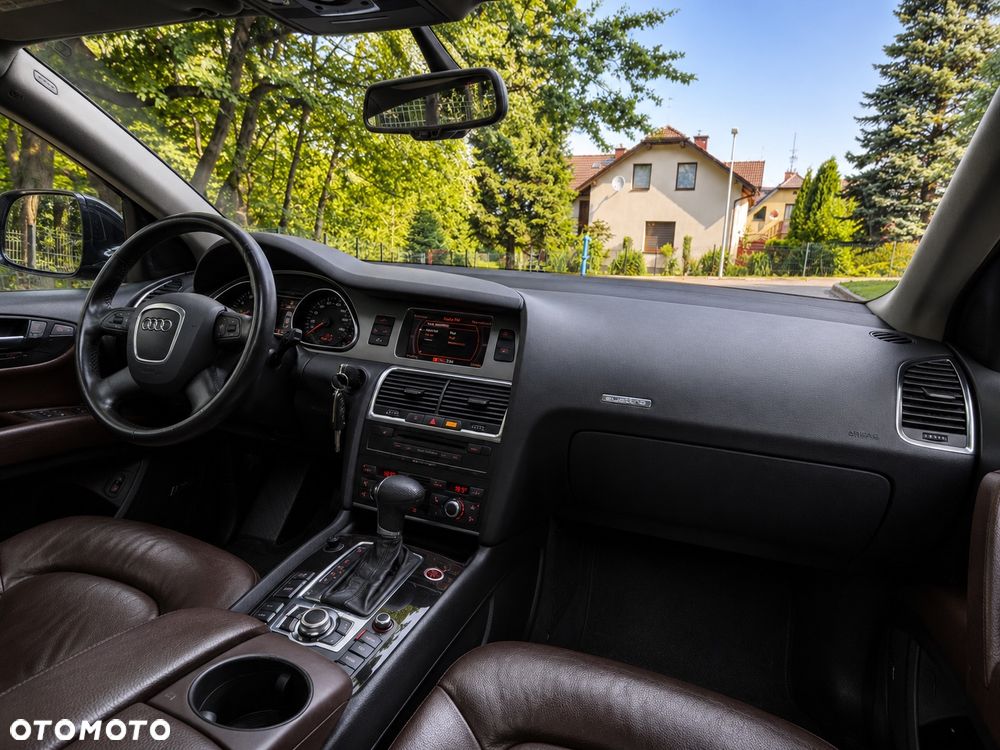 Audi Q7 - 24