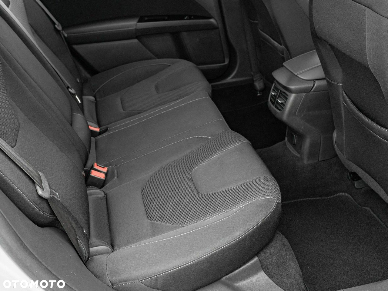 Ford Mondeo 2.0 EcoBlue Trend - 31