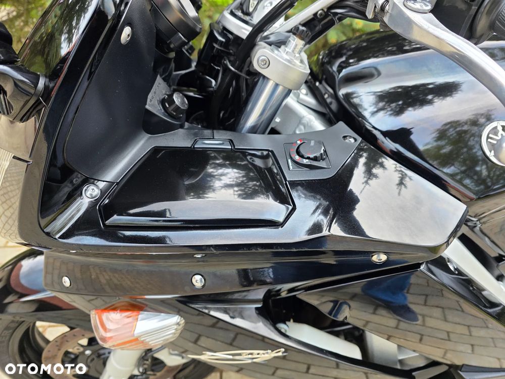Yamaha FJR - 36