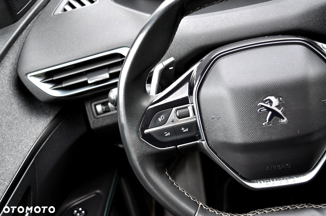 Peugeot 3008 Hybrid 225 e-EAT8 Allure Pack - 26