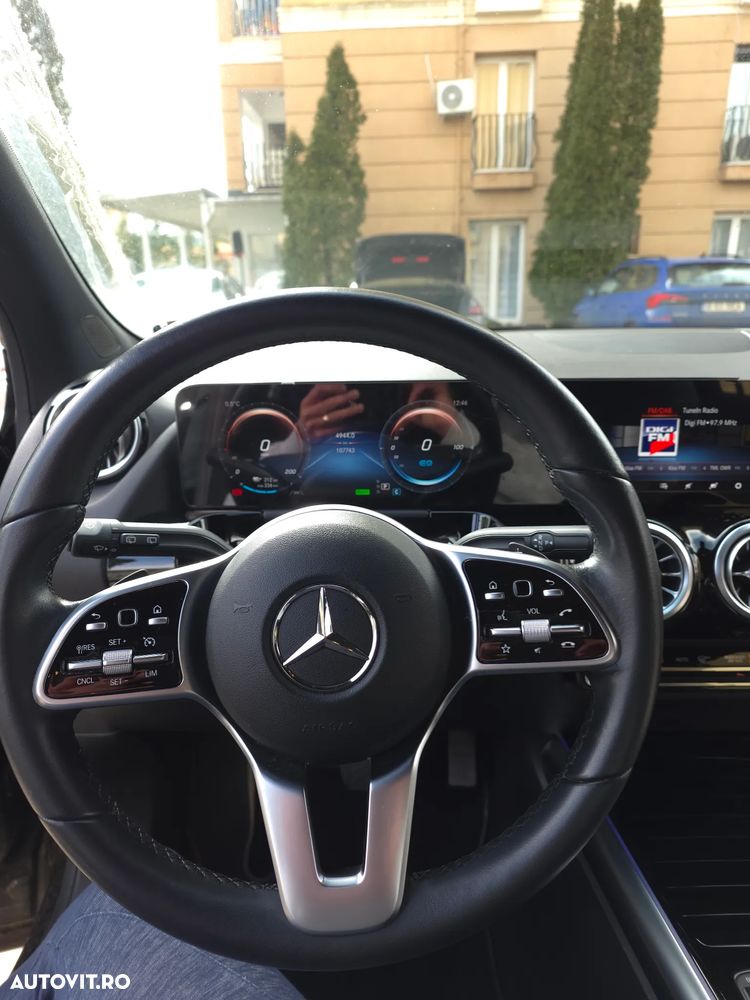 Mercedes-Benz EQA 250 - 10