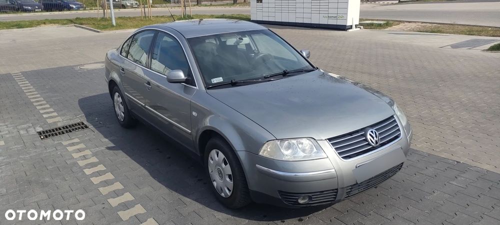 Volkswagen Passat 1.9 TDI Comfortline - 1
