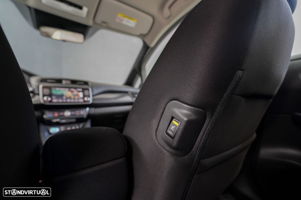 Nissan Leaf N-Connecta - 19