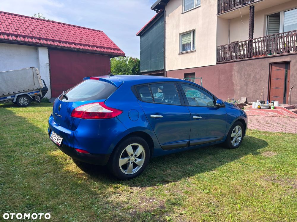 Renault Megane TCe 130 Dynamique - 4
