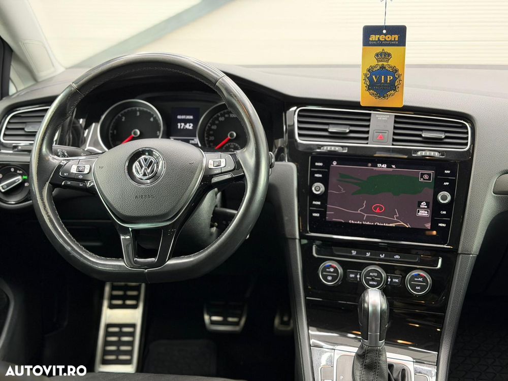 Volkswagen Golf 1.6 TDI SCR DSG Join - 15
