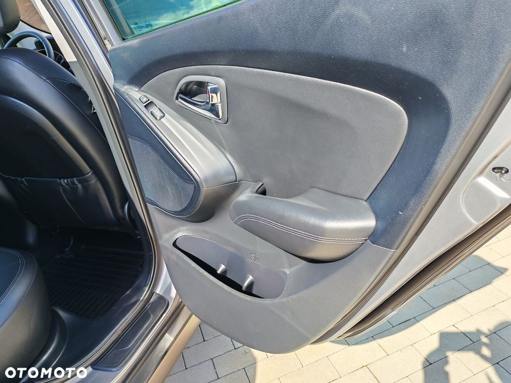 Hyundai ix35 2.0 4WD Automatik Style - 19