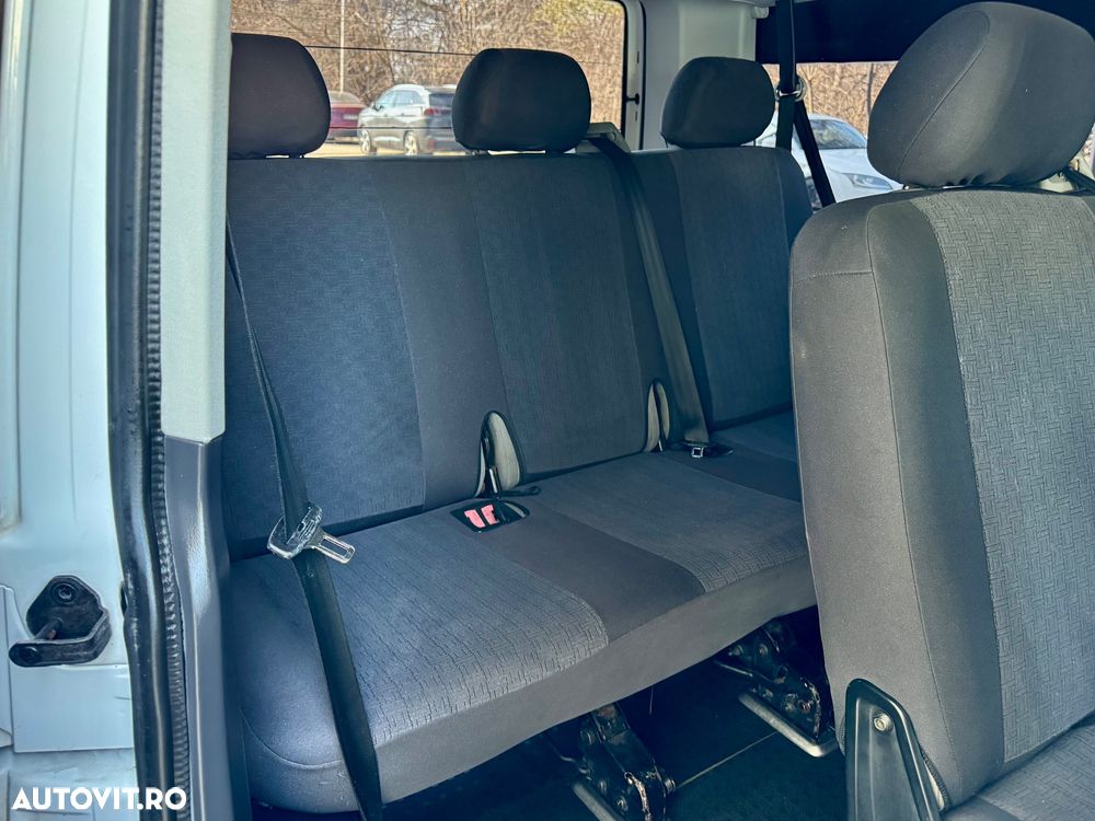 Volkswagen Caravelle KR Comfortline DSG - 18