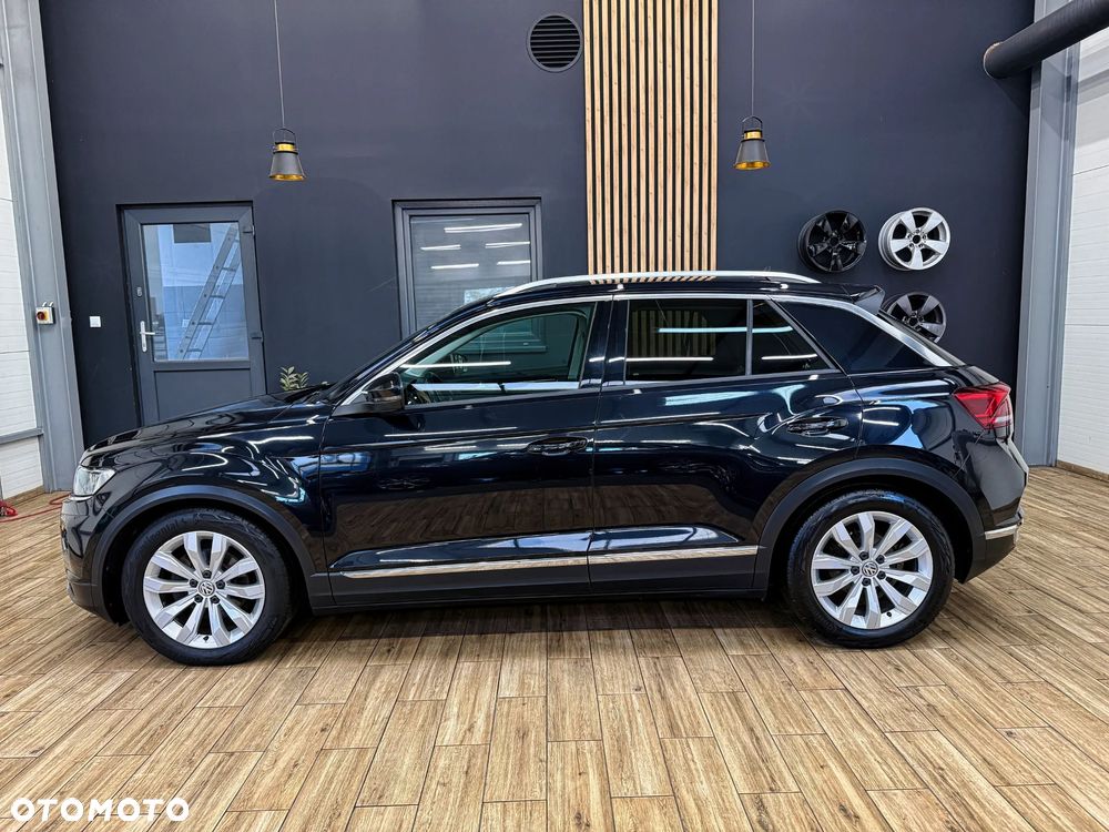 Volkswagen T-Roc - 11