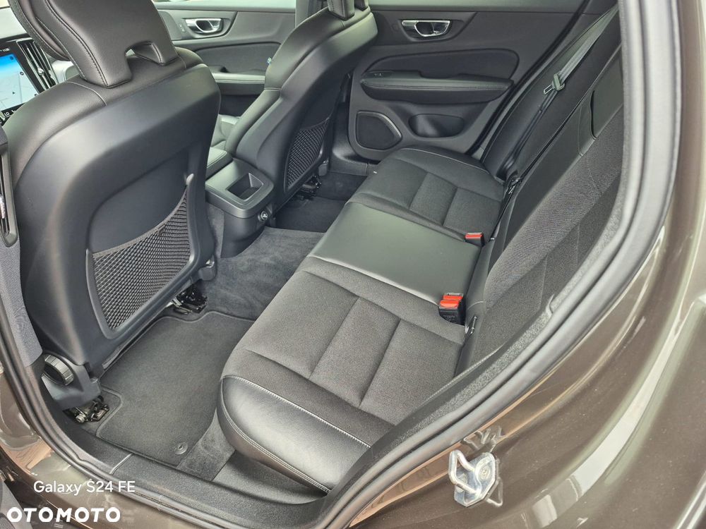 Volvo V60 - 35