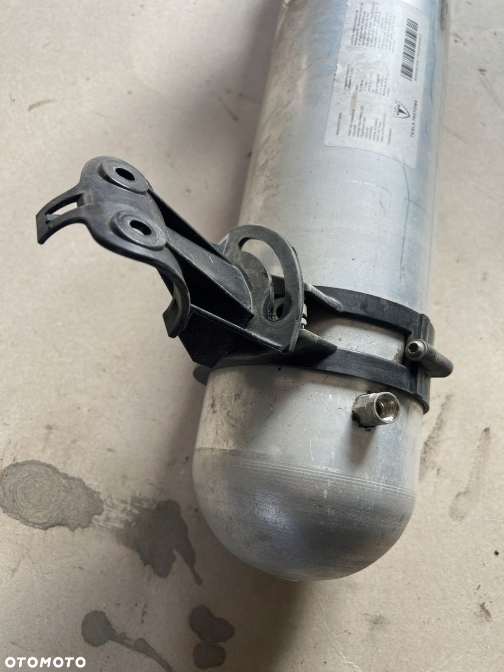 TESLA S ZBIORNIK BUTLA POWIETRZA 6006408-00-B - 2