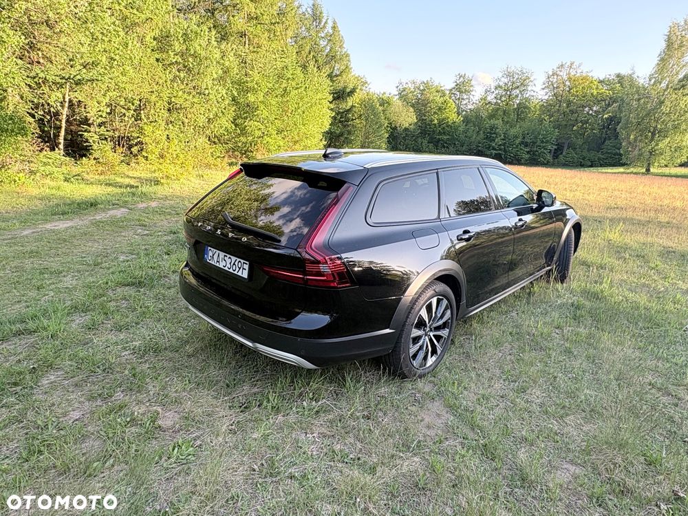 Volvo V90 Cross Country B5 D AWD Pro - 3