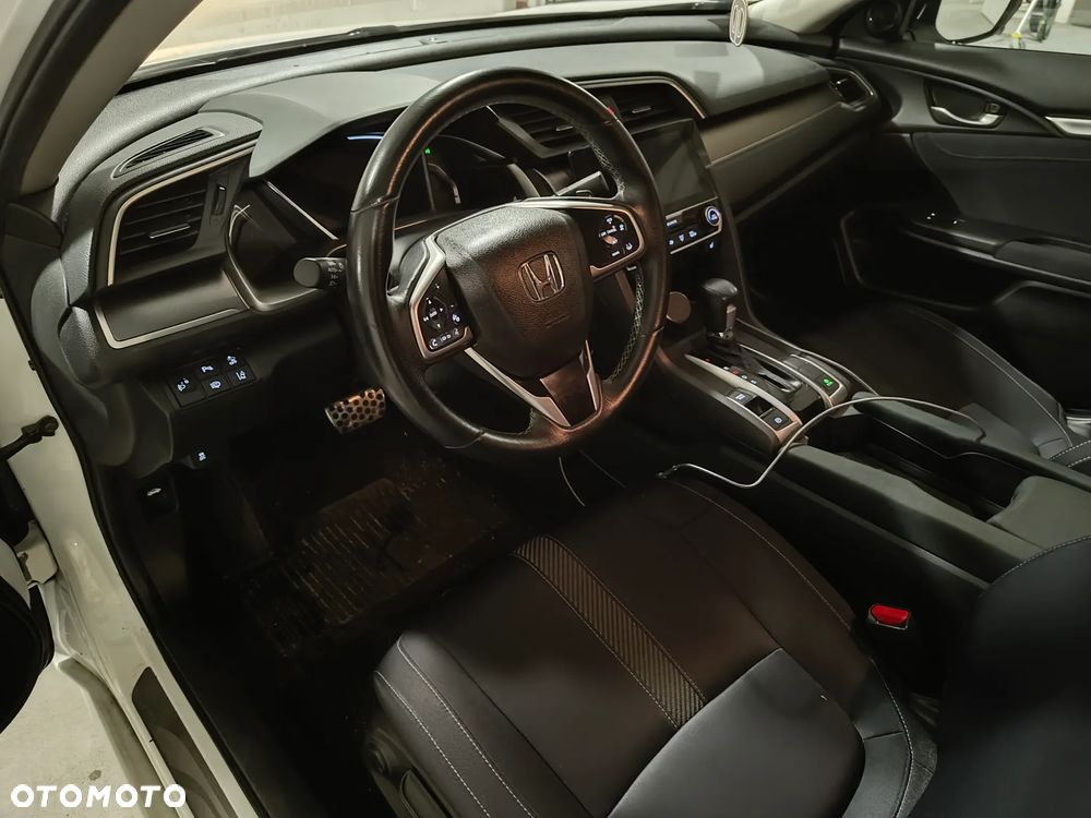 Honda Civic 1.5 T Elegance CVT - 16