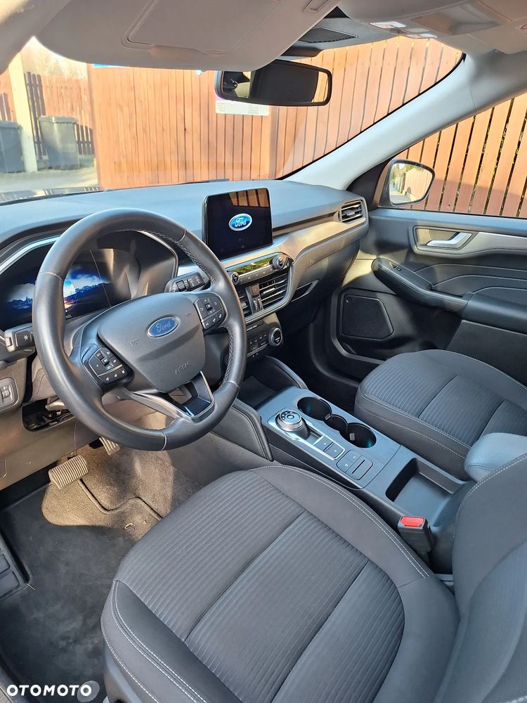 Ford Kuga 2.5 Duratec FHEV 4x4 TITANIUM - 3