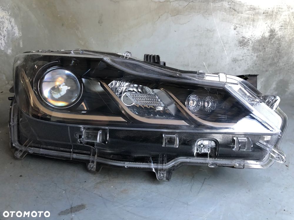LA-43 . Lampa Prawy Przód Soczewka Toyota Corolla E21 Sedan (2018–2023) - Gwarancja Wysyłka - 4