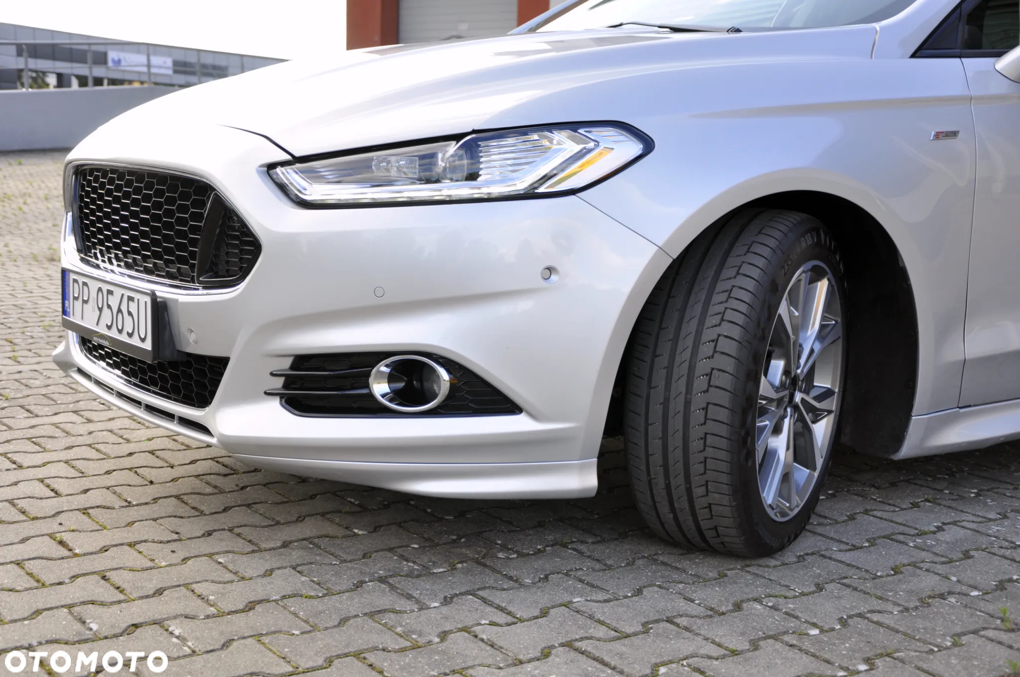 Ford Mondeo 2.0 TDCi Titanium PowerShift - 29