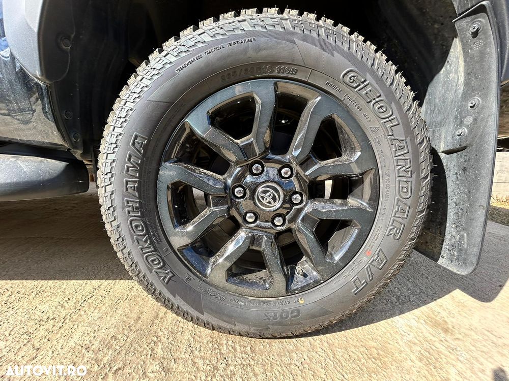 Toyota Hilux - 7