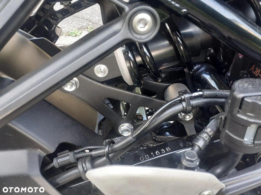 Kawasaki Z 900 RS - 19