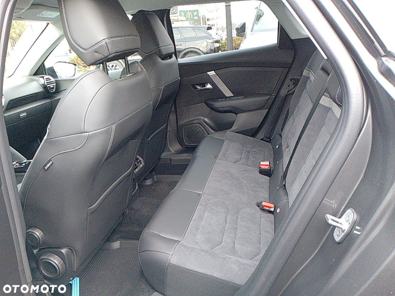 Citroën C4X - 10