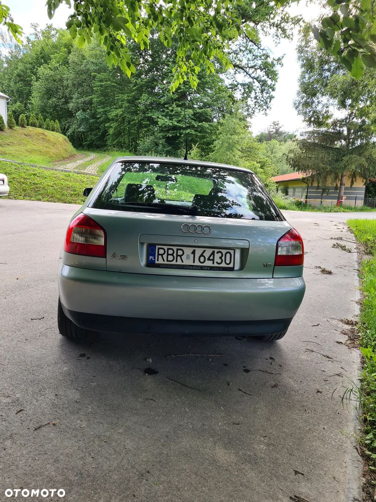 Audi A3 Sportback 1.6 Ambition - 2