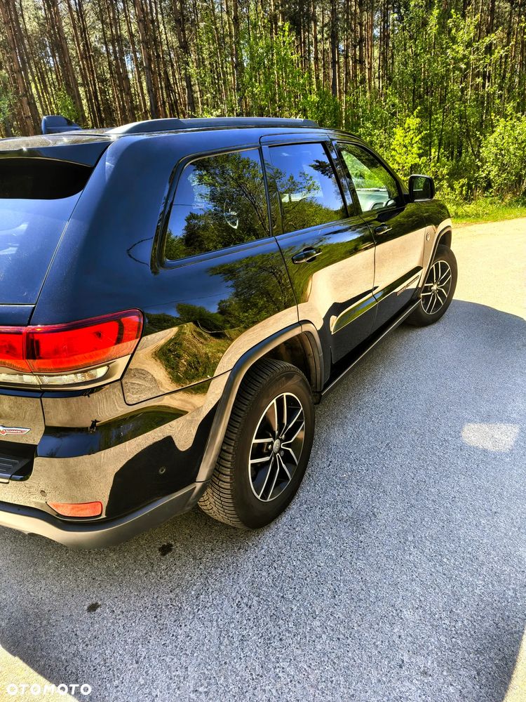 Jeep Grand Cherokee - 4