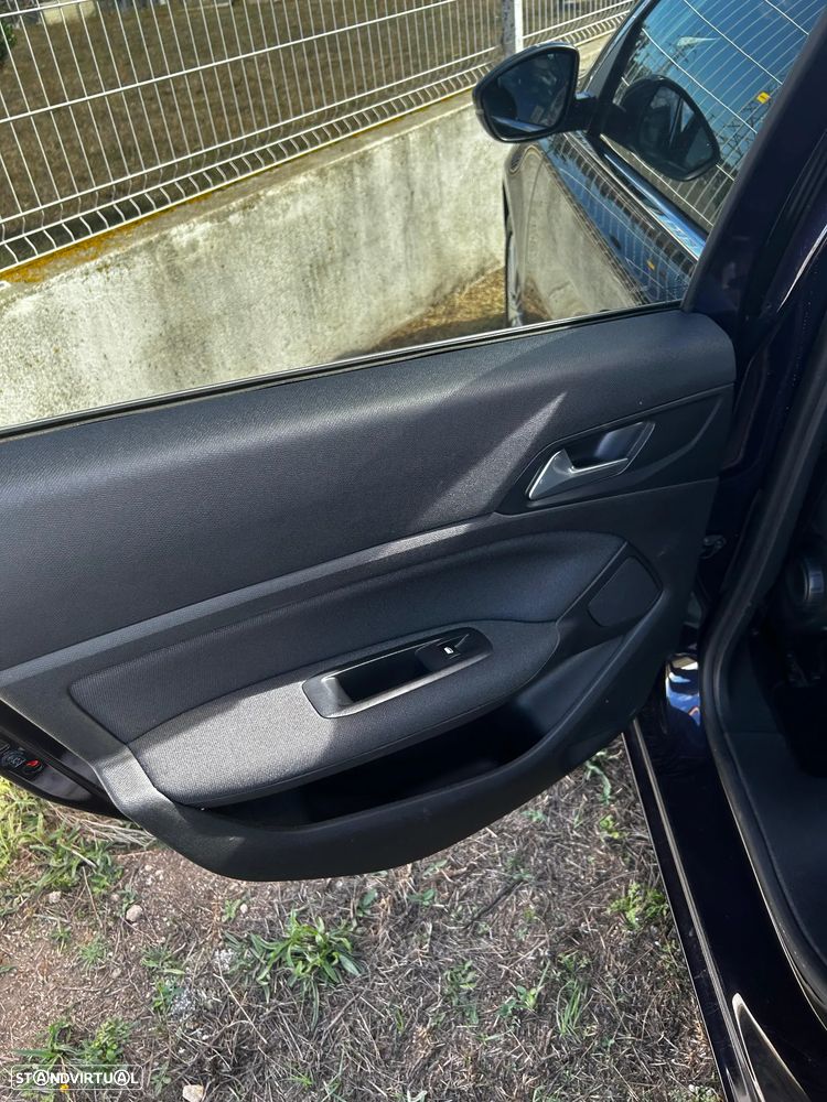 Peugeot 308 - 15
