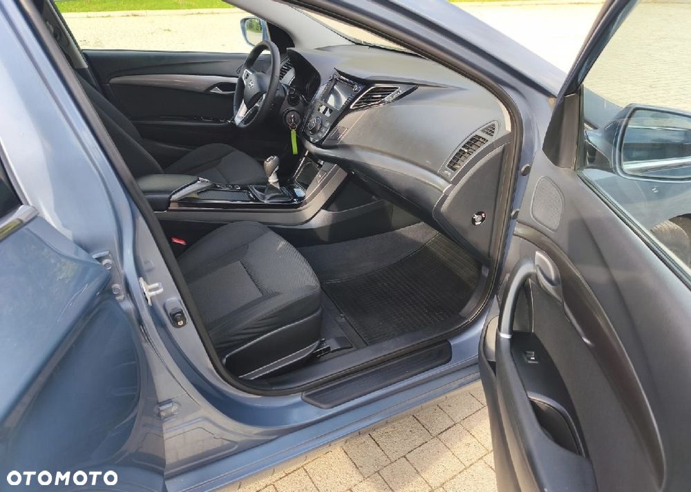 Hyundai i40 - 10