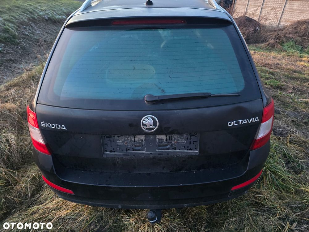 Klapa tył  skoda  octavia  III  kombi  w  kolorze  LF9R - 1