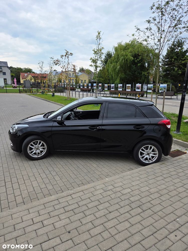 Hyundai i20 1.4 CRDI Elegant - 13