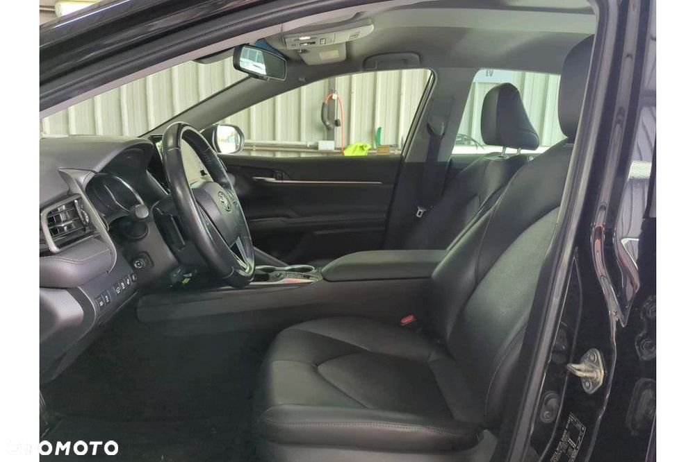 Toyota Camry 2.5 Hybrid Executive CVT - 5