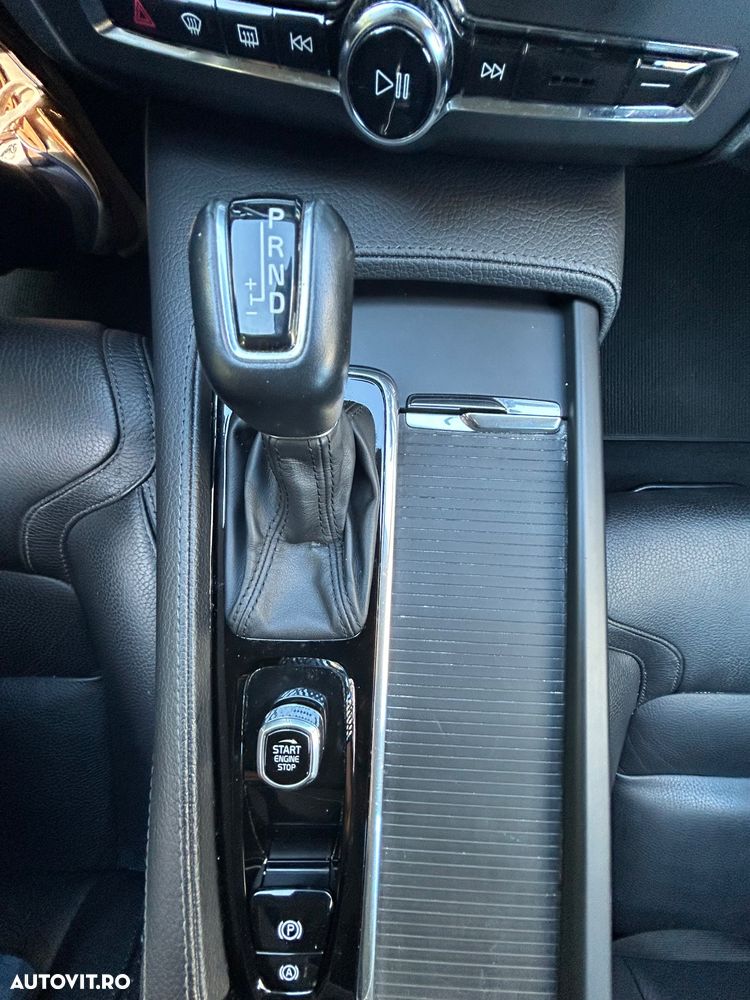 Volvo V90 D4 AWD - 9