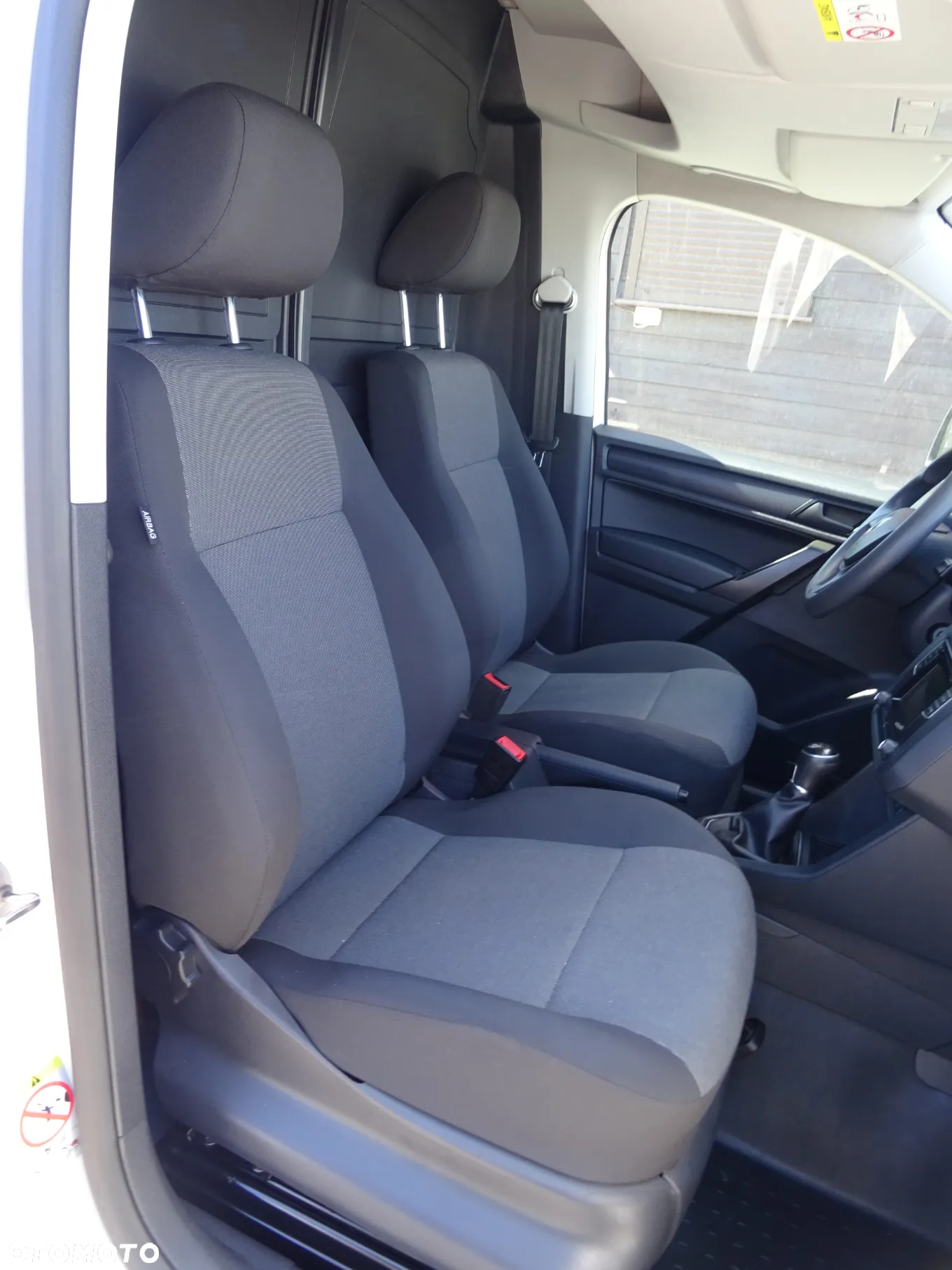 Volkswagen CADDY - 17