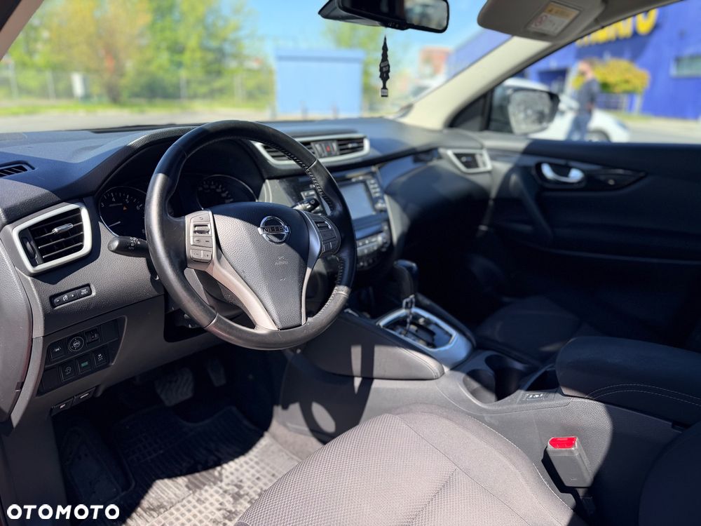 Nissan Qashqai 1.2 DIG-T N-Connecta Xtronic EU6 - 7