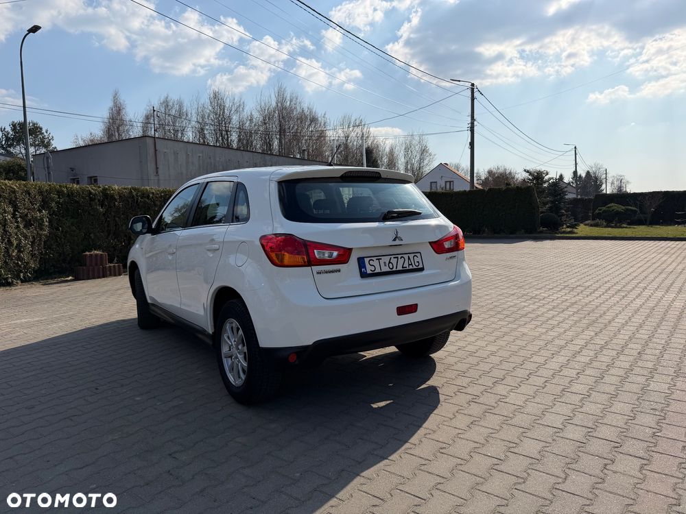 Mitsubishi ASX - 8