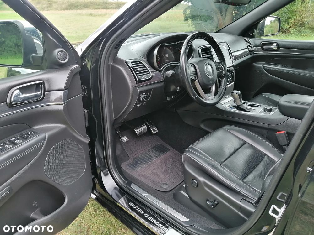 Jeep Grand Cherokee - 10