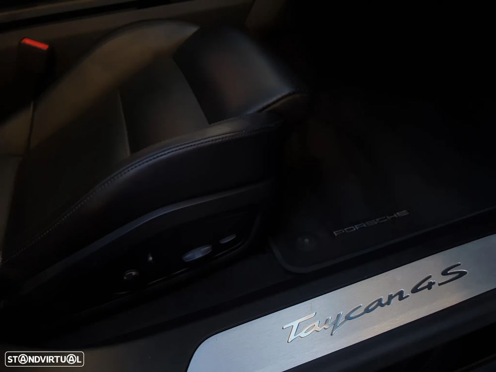 Porsche Taycan 4S Bateria Performance Plus - 13