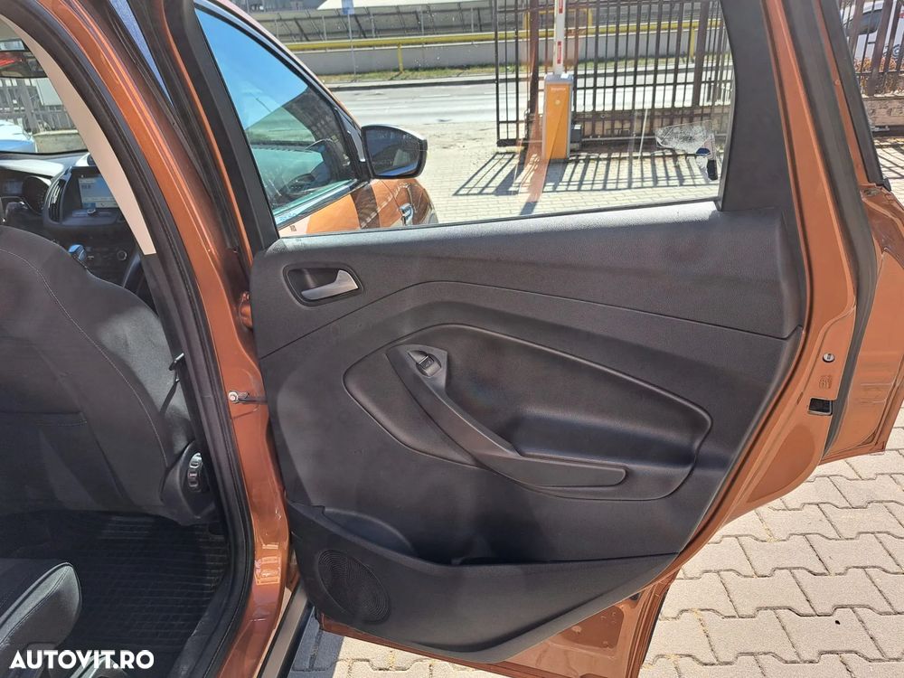 Ford Kuga 2.0 TDCi 4WD Powershift Trend - 16