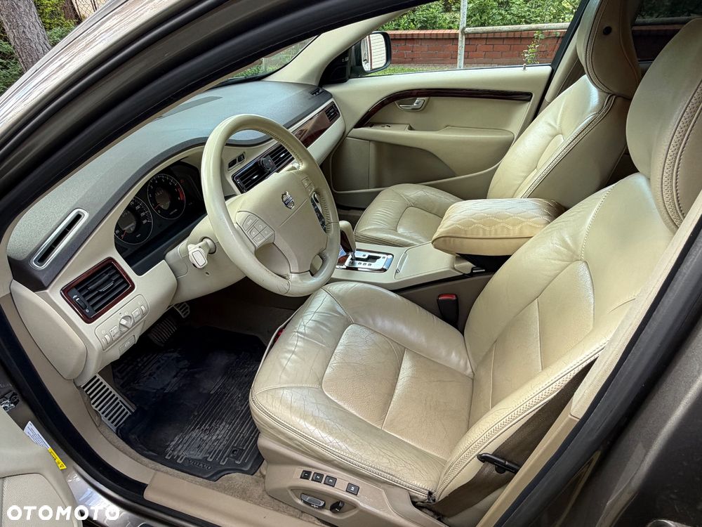Volvo XC 70 - 14