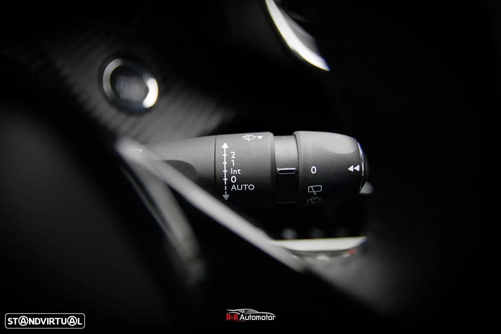 Peugeot 208 1.2 PureTech Allure - 20
