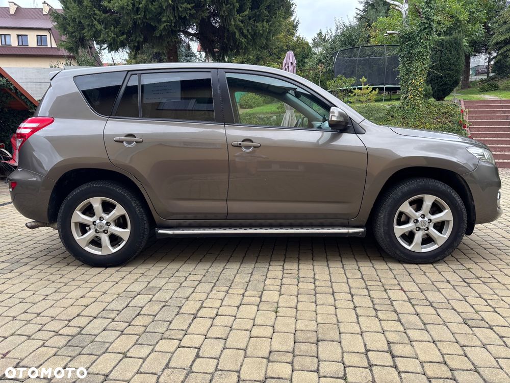 Toyota RAV4 2.2 D-4D 4x4 - 2