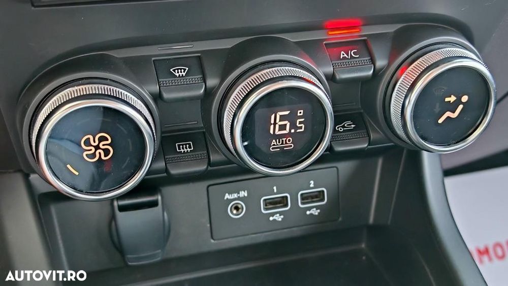 Renault Arkana E-TECH 145 Evolution - 19