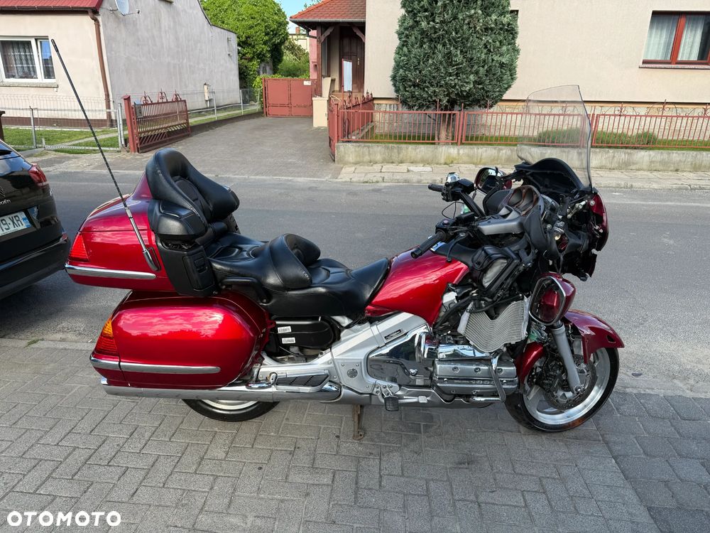 Honda GL - 5