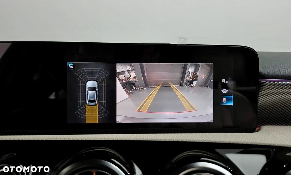 Mercedes-Benz Klasa A 220 7G-DCT AMG Line - 16