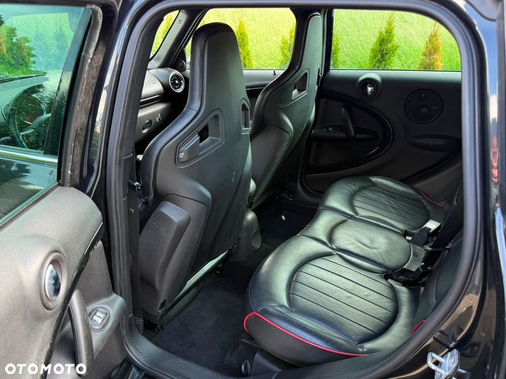 MINI John Cooper Works - 22