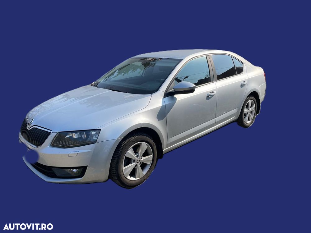 Skoda Octavia 2.0 TDI ELEGANCE DSG - 2