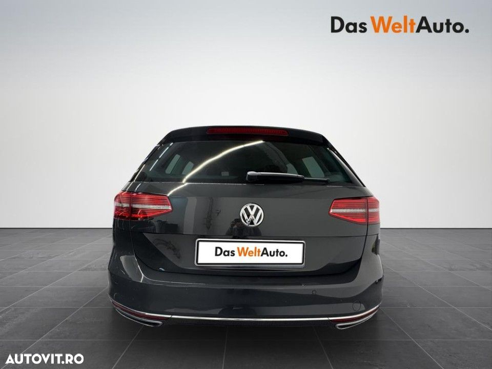 Volkswagen Passat - 6