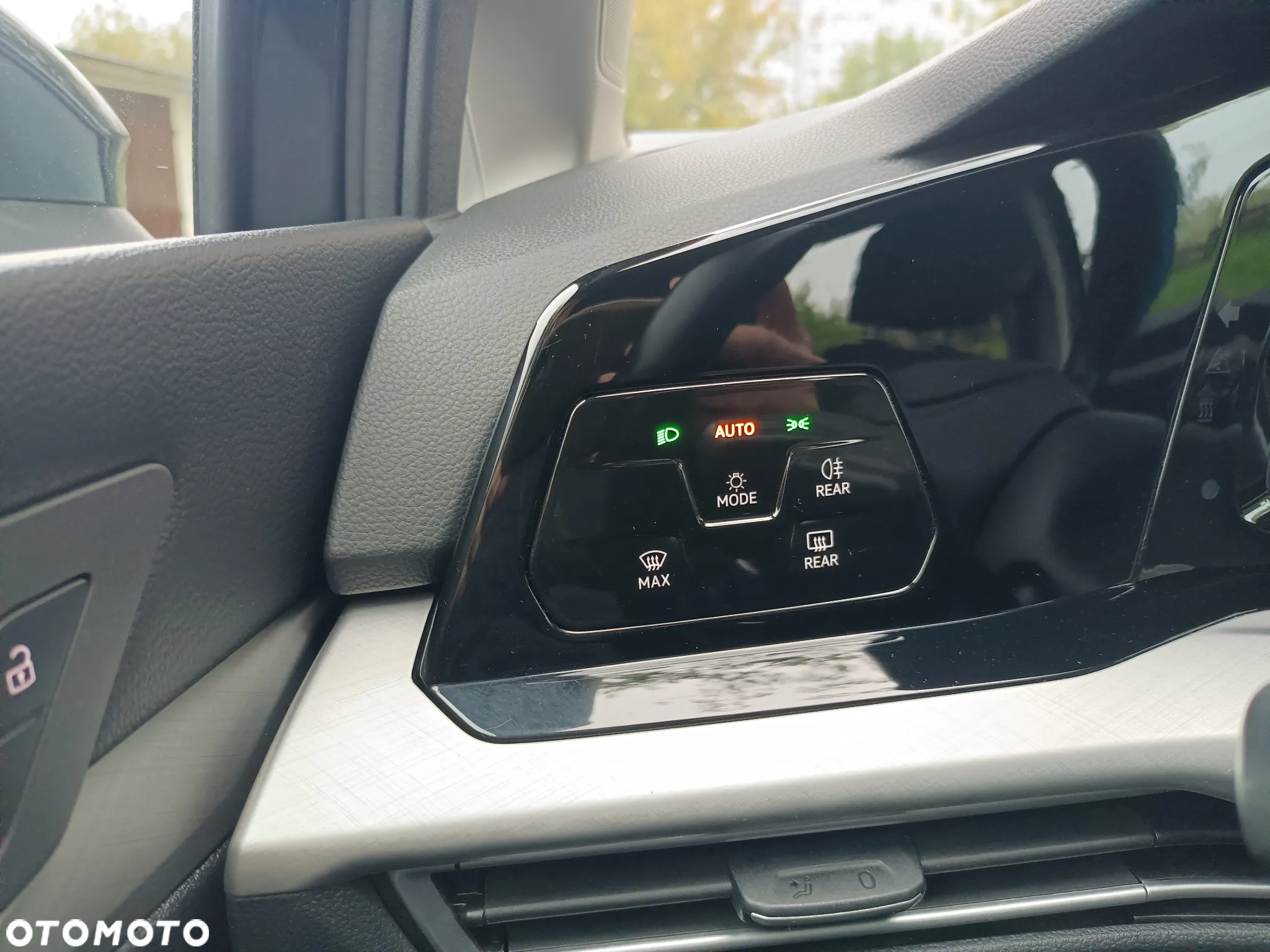 Volkswagen Golf VIII 2.0 TDI Life - 20